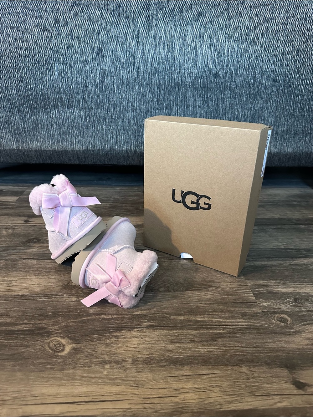 Ugg Bailey Mixed Bow Boots Toddler Size 7 Pink